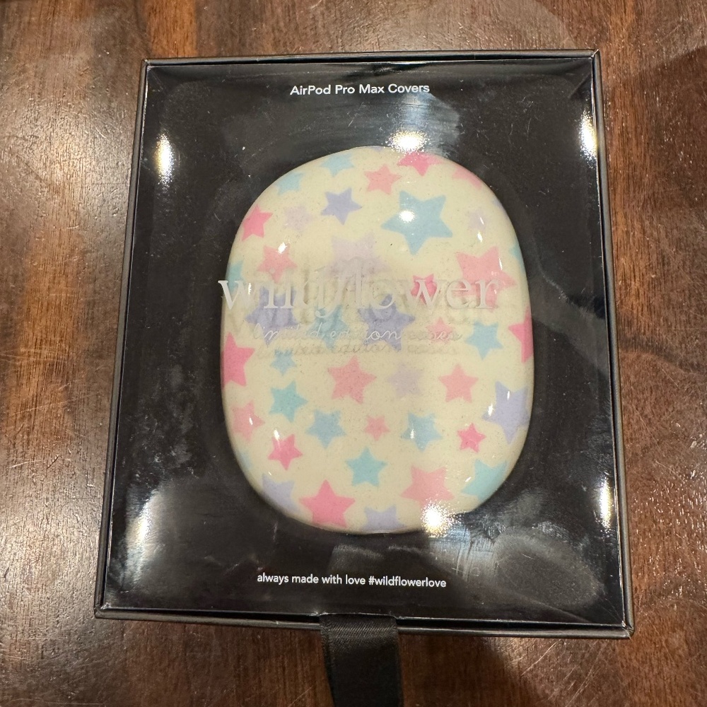 Wildflower AirPor Pro Max Covers